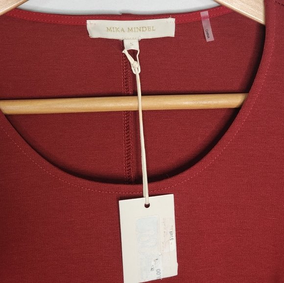 Mika Mindel Red Cold Shoulder Flare Sleeve Dress - Picture 2 of 7